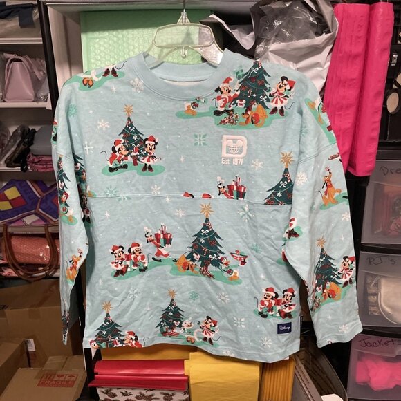 Spirit Jersey Disneyland 2023 Christmas - Youth Size Large - NWT - Picture 1 of 7